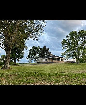 The yard views 