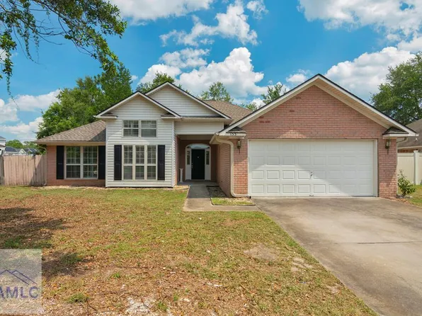 155 Wayfair Ln, Hinesville, GA 31313
