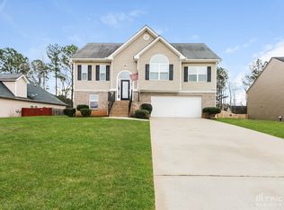81 Citadel Dr, Hampton, GA 30228