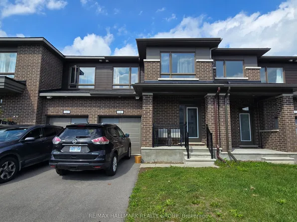 646 Fenwick Way, Ottawa, ON K2J 7E6