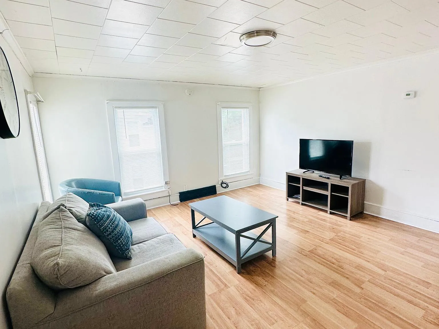 4 bed, 1818 sqft, $500 — Photo 3