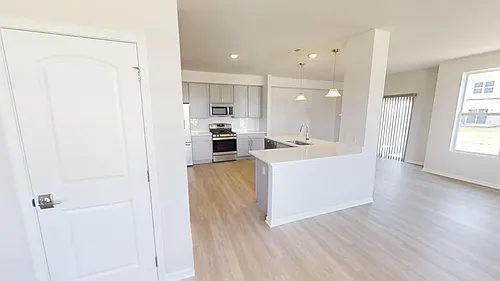 2201 Mill Ln Photo 1