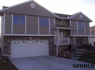 7549 Vane, Omaha, NE 68111