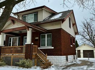 1640 Pillette Rd, Windsor, ON N8Y3C5