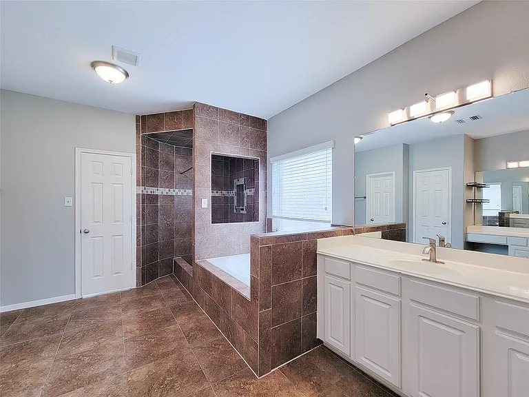 20710 Mansfield Bay Ln — Photo 27