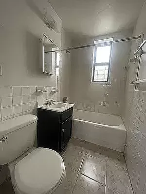 Rented by Duradox Management LLC | media 12