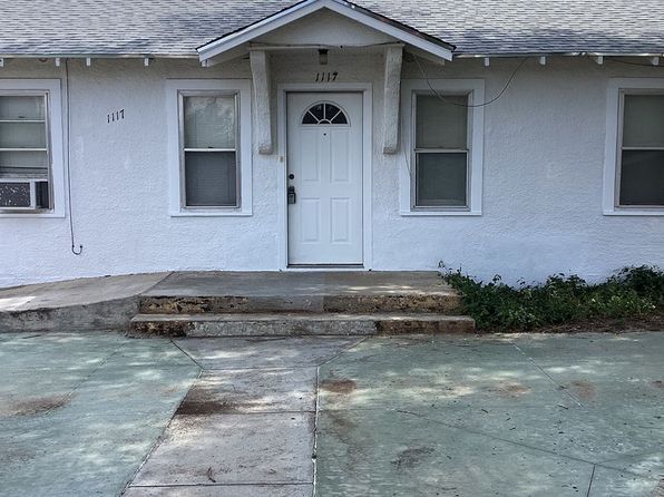1117 W University Dr