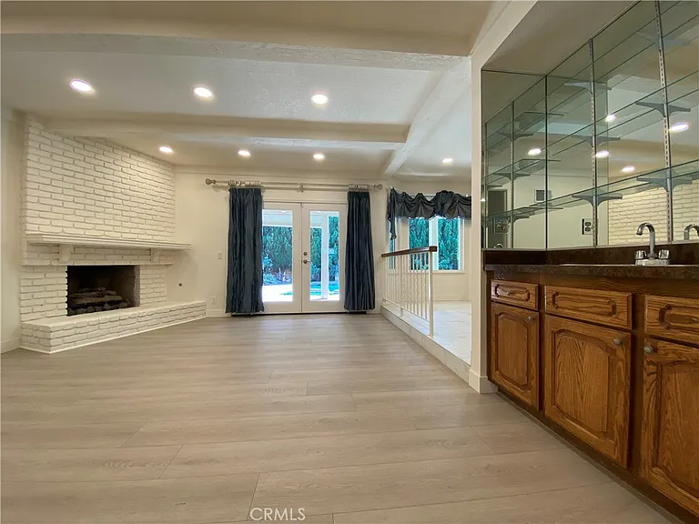 2072 Maverick Cir — Photo 8