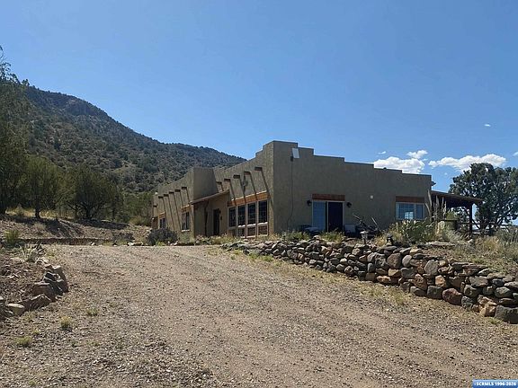 3rd image of 17 Pancho Rd