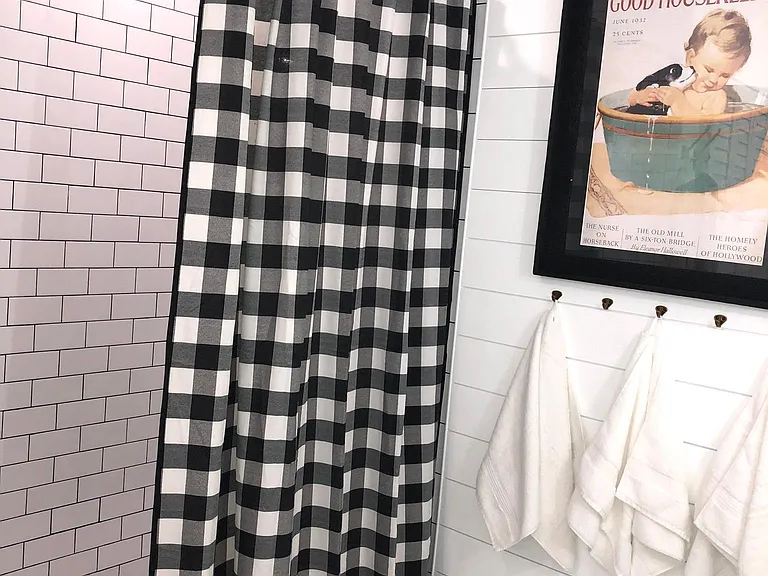 Shower with Rainhead/Handheld