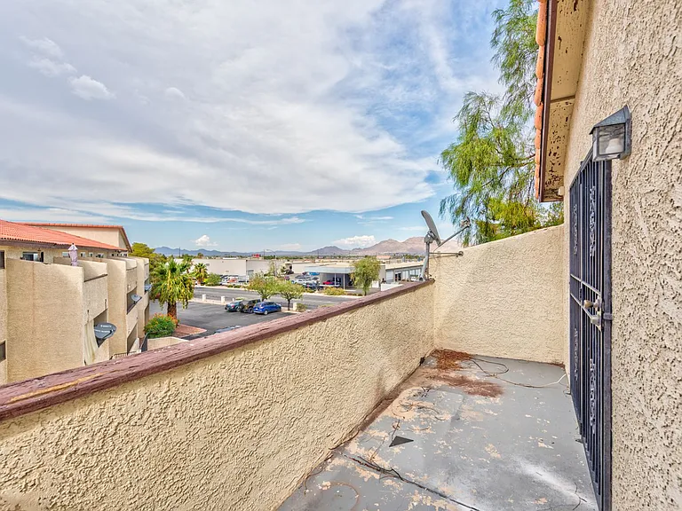 2080 Karen Ave #B63 — Photo 13