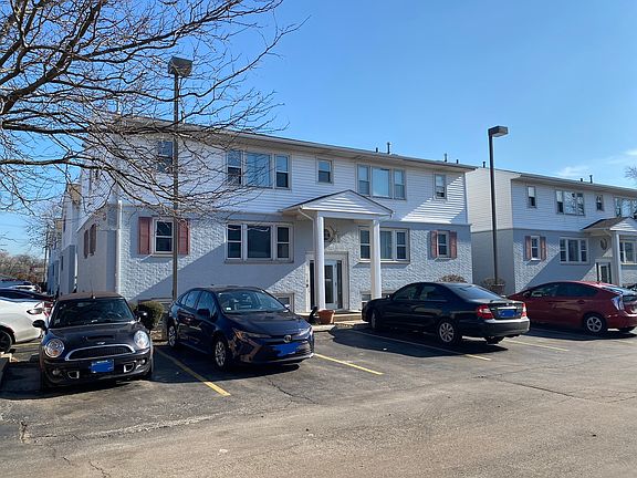 3rd image of 9448 Kelvin Ln APT 3225