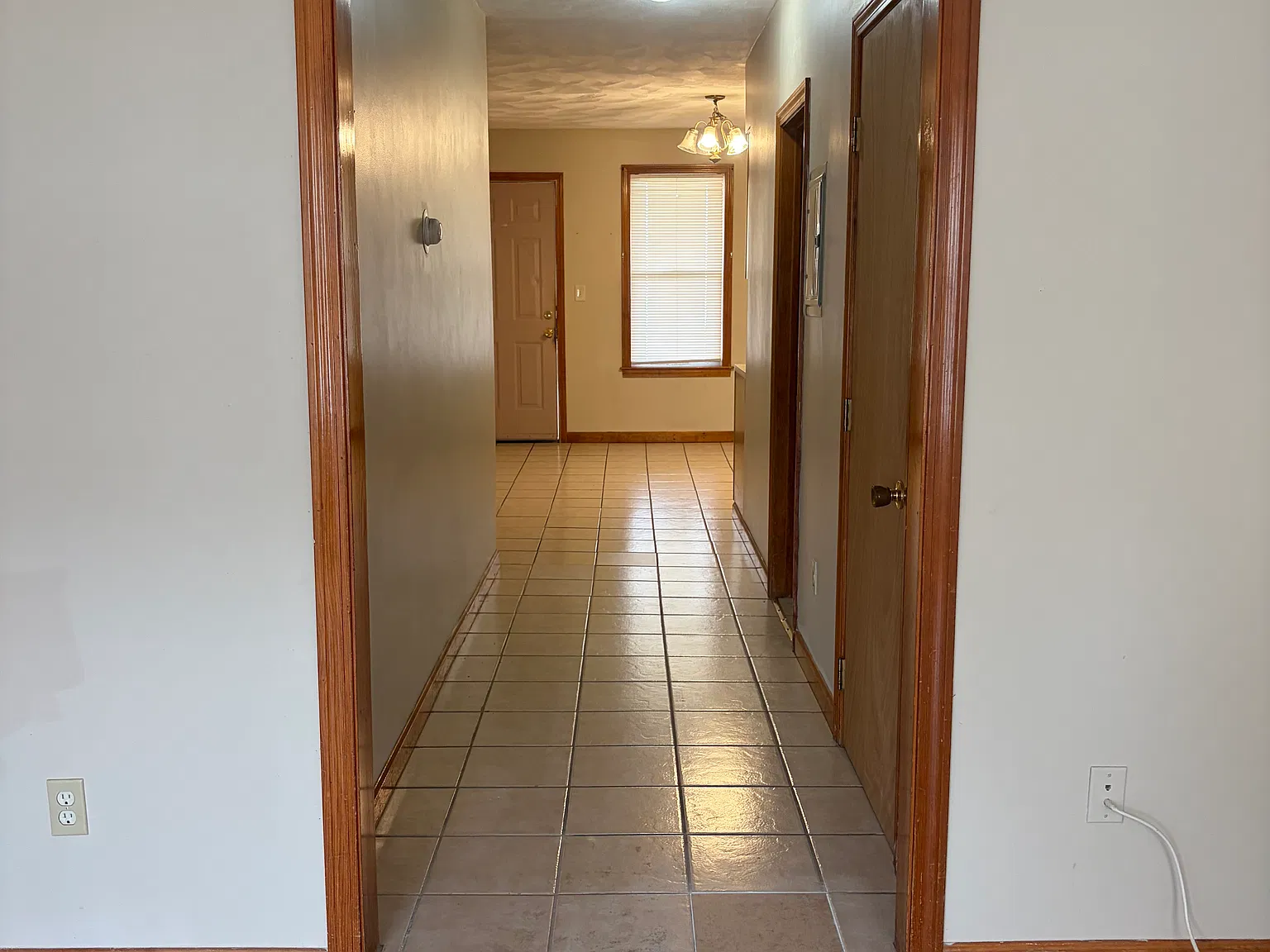 3 bed, $1,500 — Photo 4