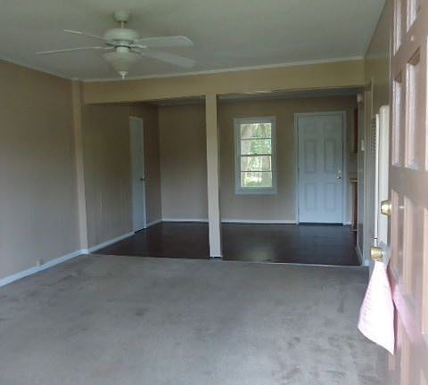 2nd image of 727 Woodlawn Dr