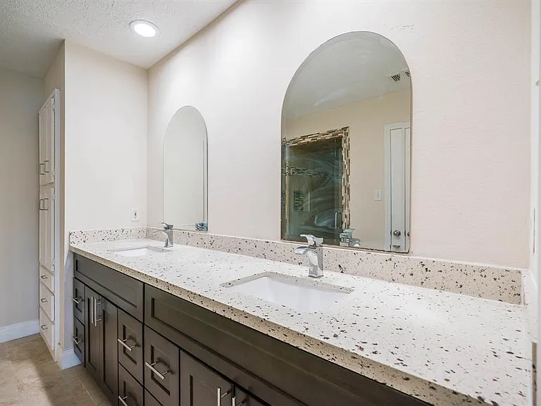 21203 Park Brook Dr — Photo 26