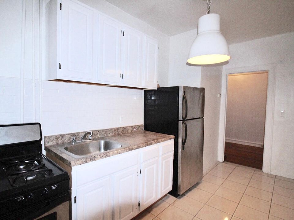 1st image of 974 47th St #3E