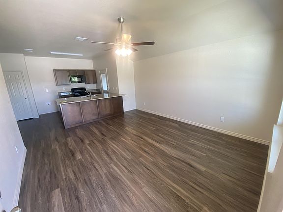2nd image of 5909 Cordillera Dr #B