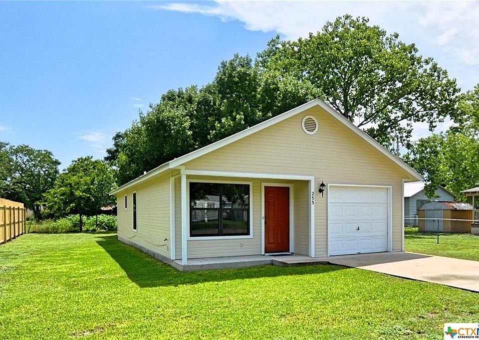 1st image of 255 Bluebonnet Ave