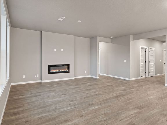 4th image of 4711 W Junco St