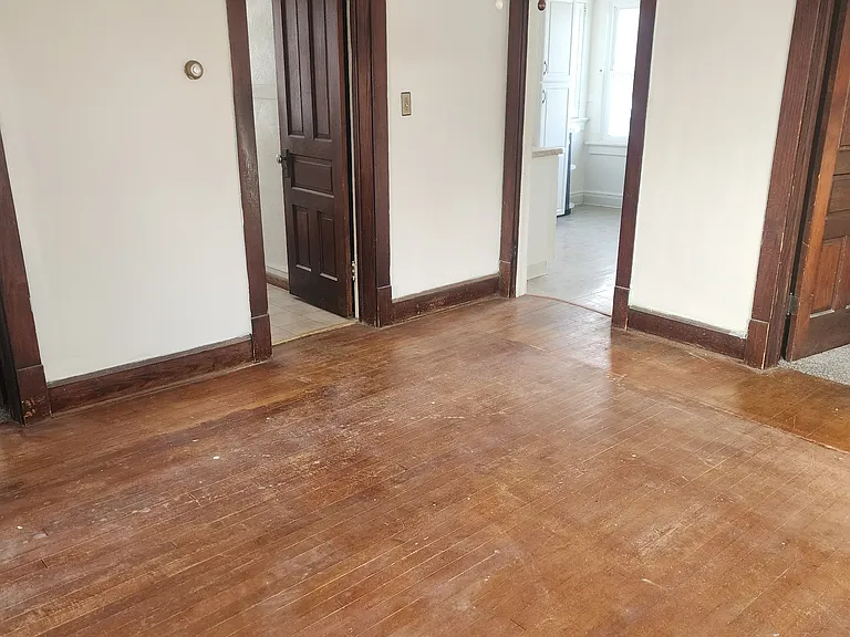 1010 Columbus St #1 — Photo 8
