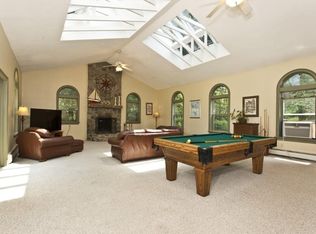 41 Abbott Rd, North Reading, MA 01864