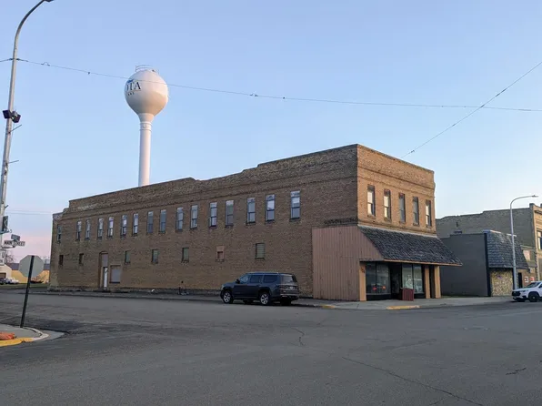 126 Main St, Lakota, ND 58344