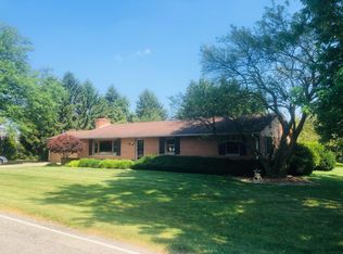 102 S Mahomet Rd, Mahomet, IL 61853