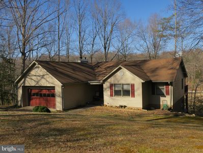 10391 Eisenhower Dr, King George, VA, 22485