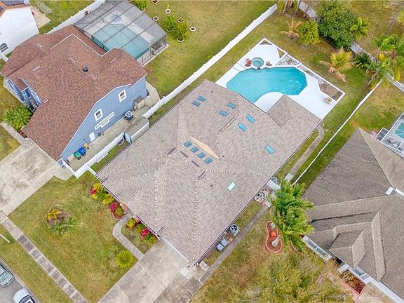 4th image of 2713 Spivey Ln