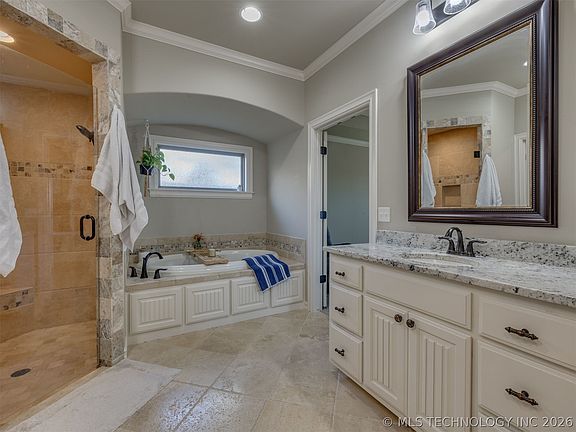 5th image of 2509 E Northampton St