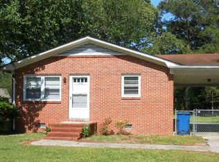608 Dennis Rd, Jacksonville, NC 28546