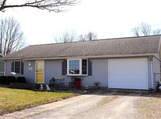 208 E 14th St, Georgetown, IL 61846