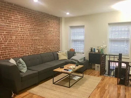 Rented by Living New York | media 8