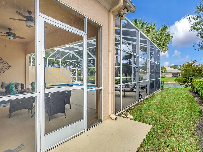 8241 Tobago Ln — Photo 33