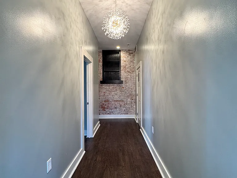 401 N 6th St #H — Photo 3
