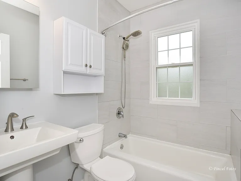 100 S Caroline St #1 — Photo 7