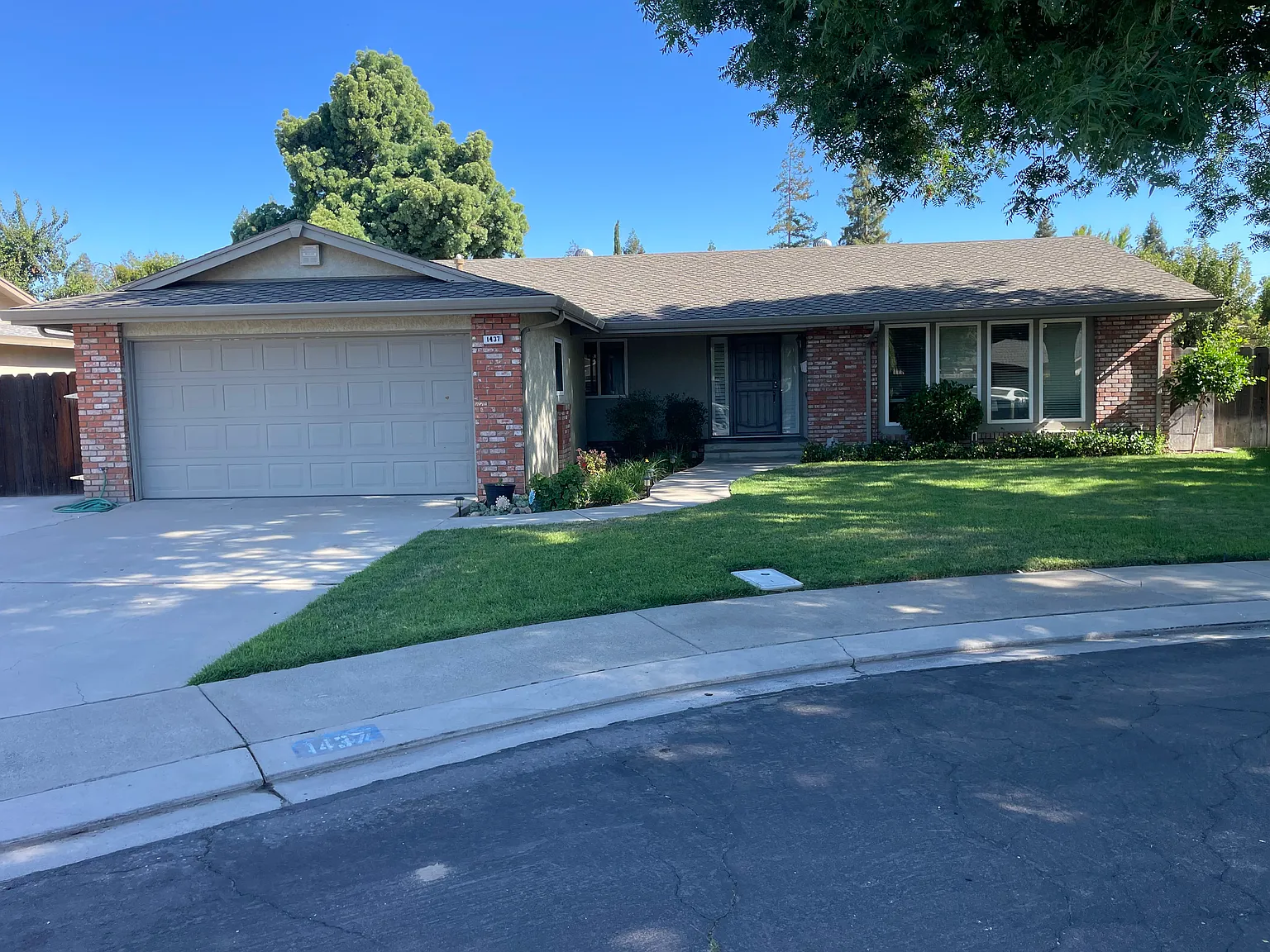 1437 Royalton Ct photo 1