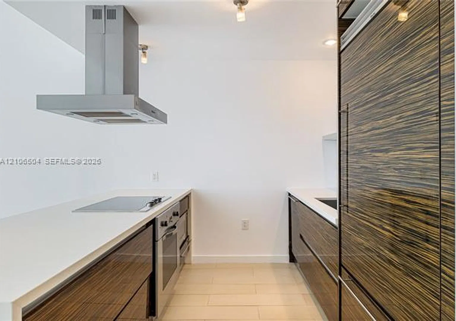 1100 Biscayne Blvd cu-4306, Miami, FL 33132 — Photo 1