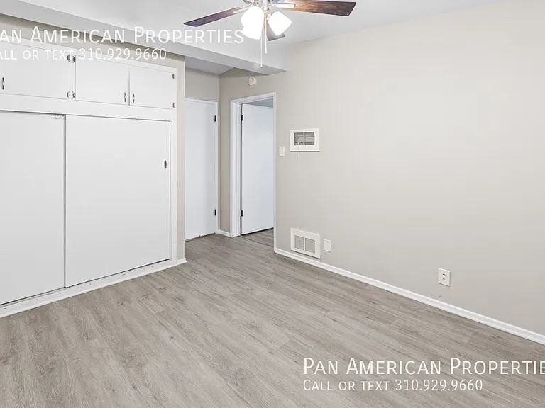 110 W Market St #7 — Photo 17