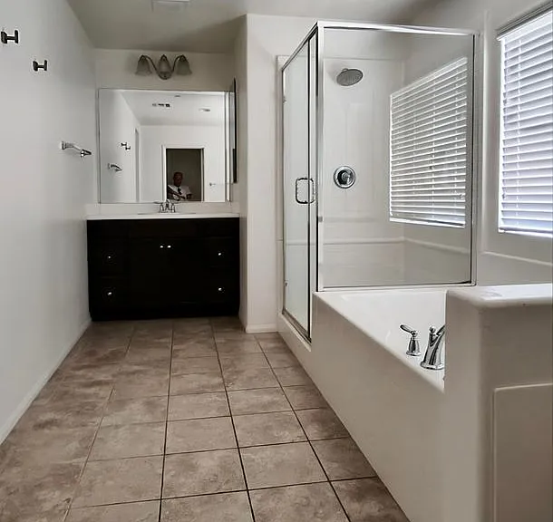7090 Estrella Ct — Photo 11