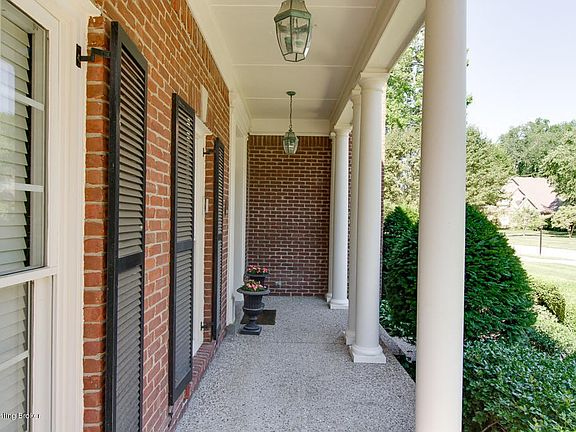 6926 Windham Pkwy-4