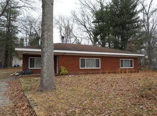 102 Picadilly St, Taylors, SC 29687