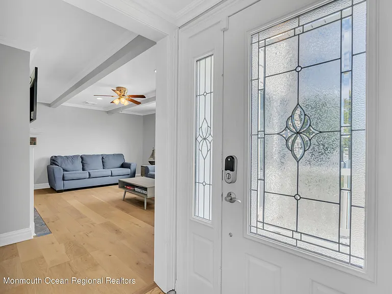 43 Woodhaven Rd — Photo 4