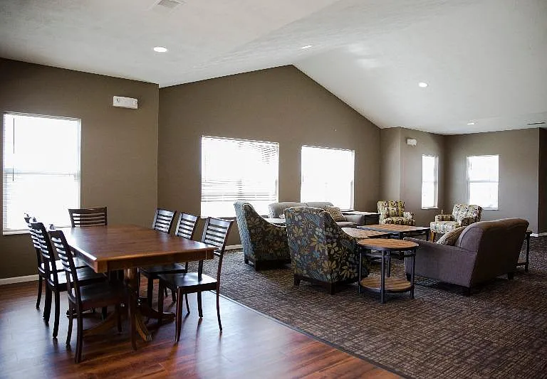 Prescott Apartments — Photo 12