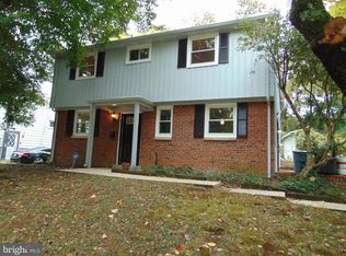 325 Winslow Rd, Oxon Hill, MD 20745