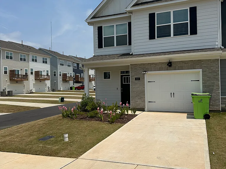 510 Resteasy Dr — Photo 1