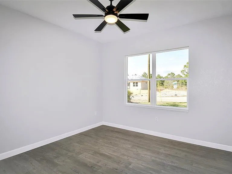 7335 Domenico St — Photo 25