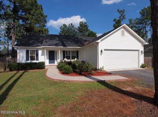 245 Woodgreen Dr, Aberdeen, NC 28315
