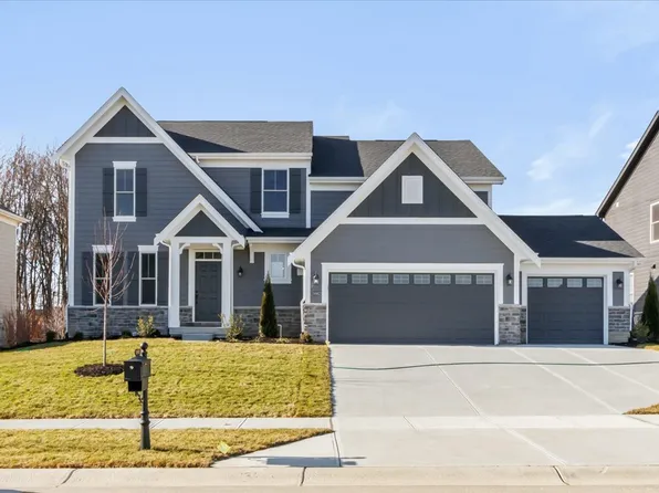 19982 Chatham Green Dr, Westfield, IN 46074