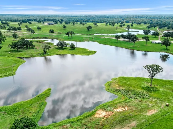 6995 Chickasaw Rd, Colbert, OK 74733